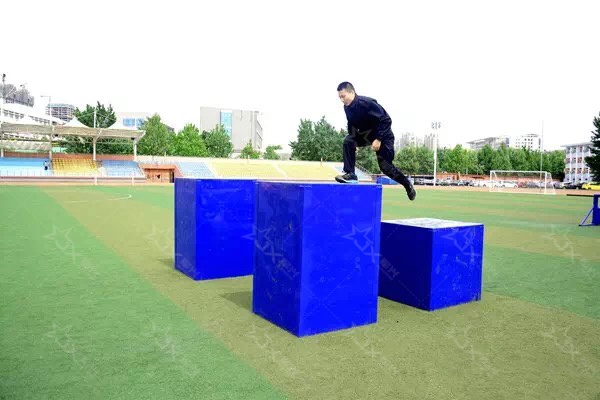 以专业巡检，护航特警五项训练的每一份挑战