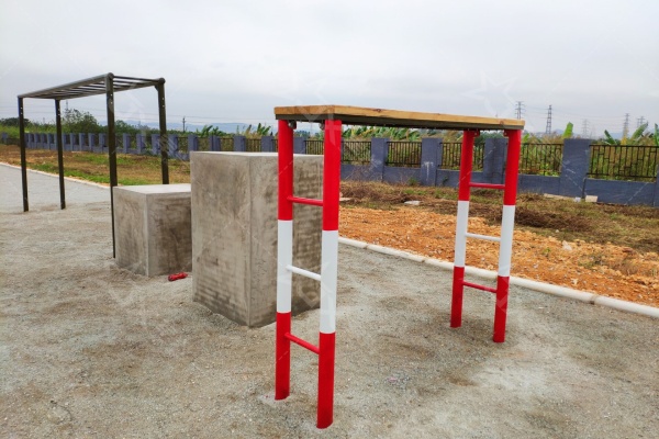 以匠心设计，铸就四百米障碍的实战化跑道